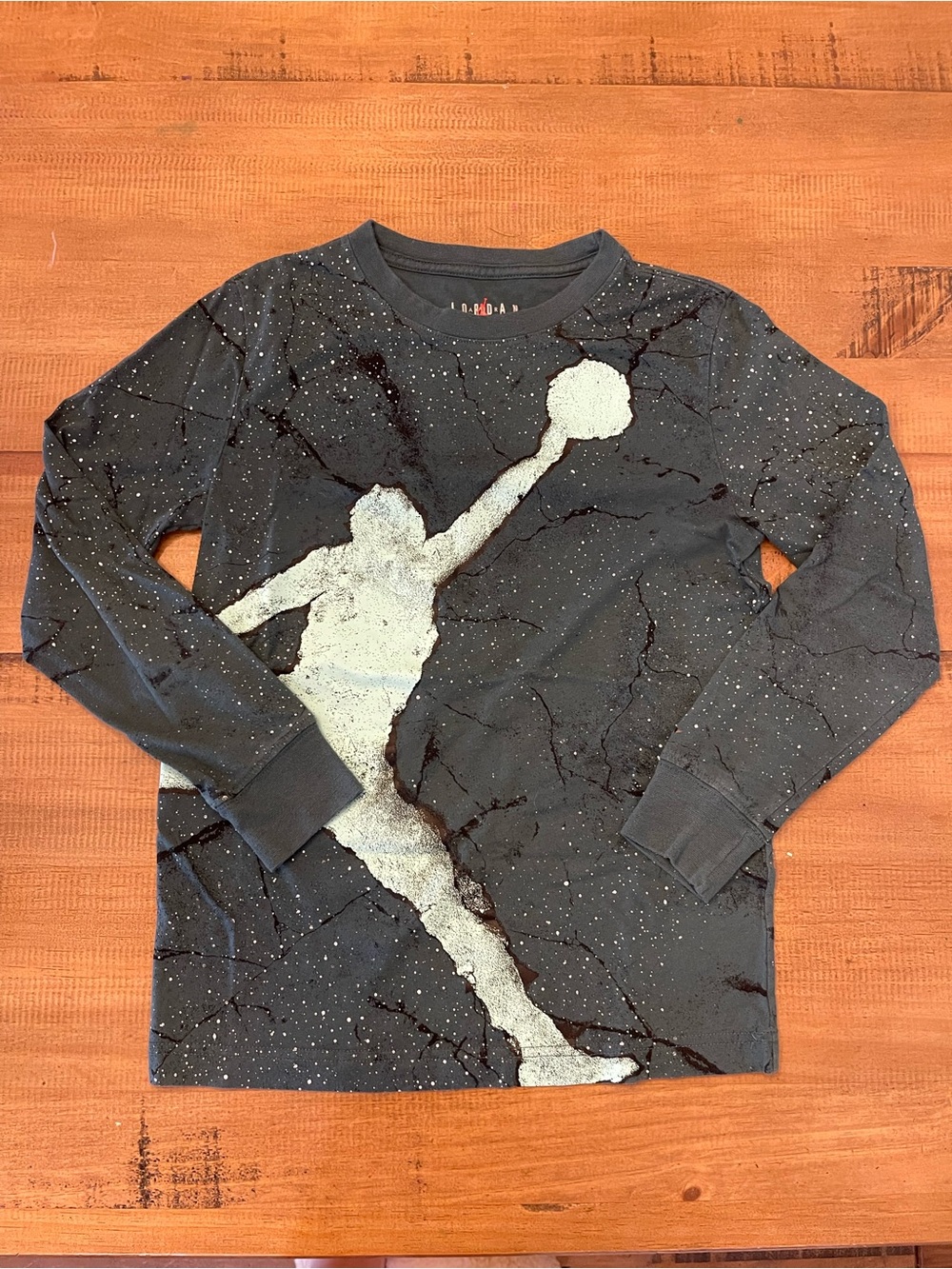 Dark Green Boys Medium Jumpman Long Sleeve Tee